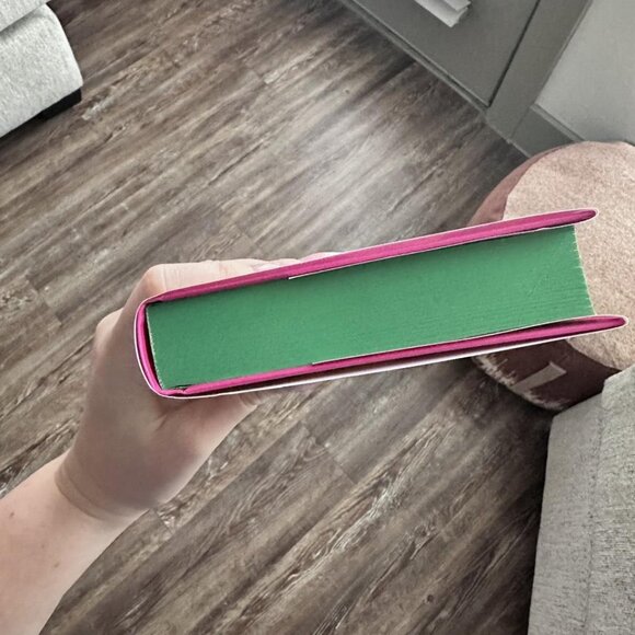 SIGNED The Seven Year Slip by Ashley Poston | Fairyloot Special Edition - Picture 4 of 5